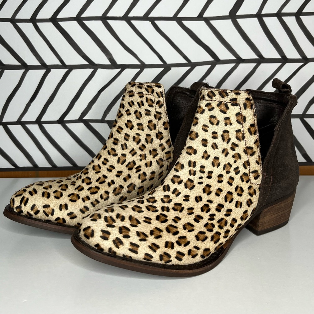 Diba True Womens Short Side Brown Leopard Ankle Boots